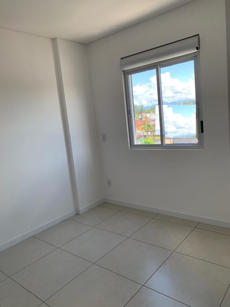 Apartamento à venda com 3 quartos, 83m² - Foto 12