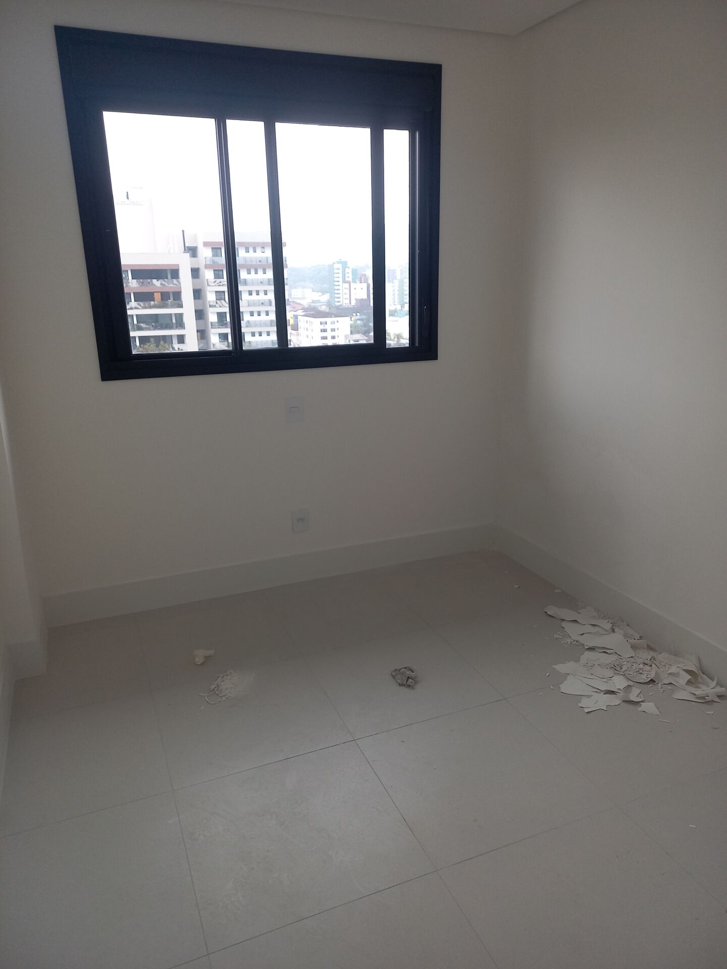 Apartamento à venda com 3 quartos, 91m² - Foto 11