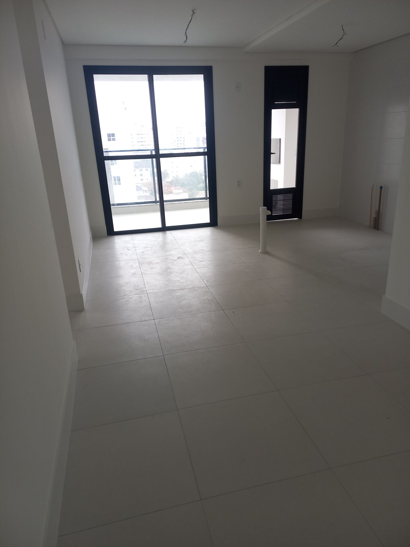 Apartamento à venda com 3 quartos, 91m² - Foto 6