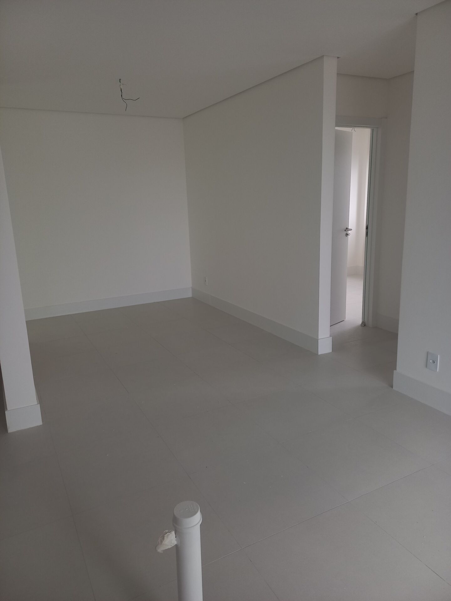 Apartamento à venda com 3 quartos, 91m² - Foto 9