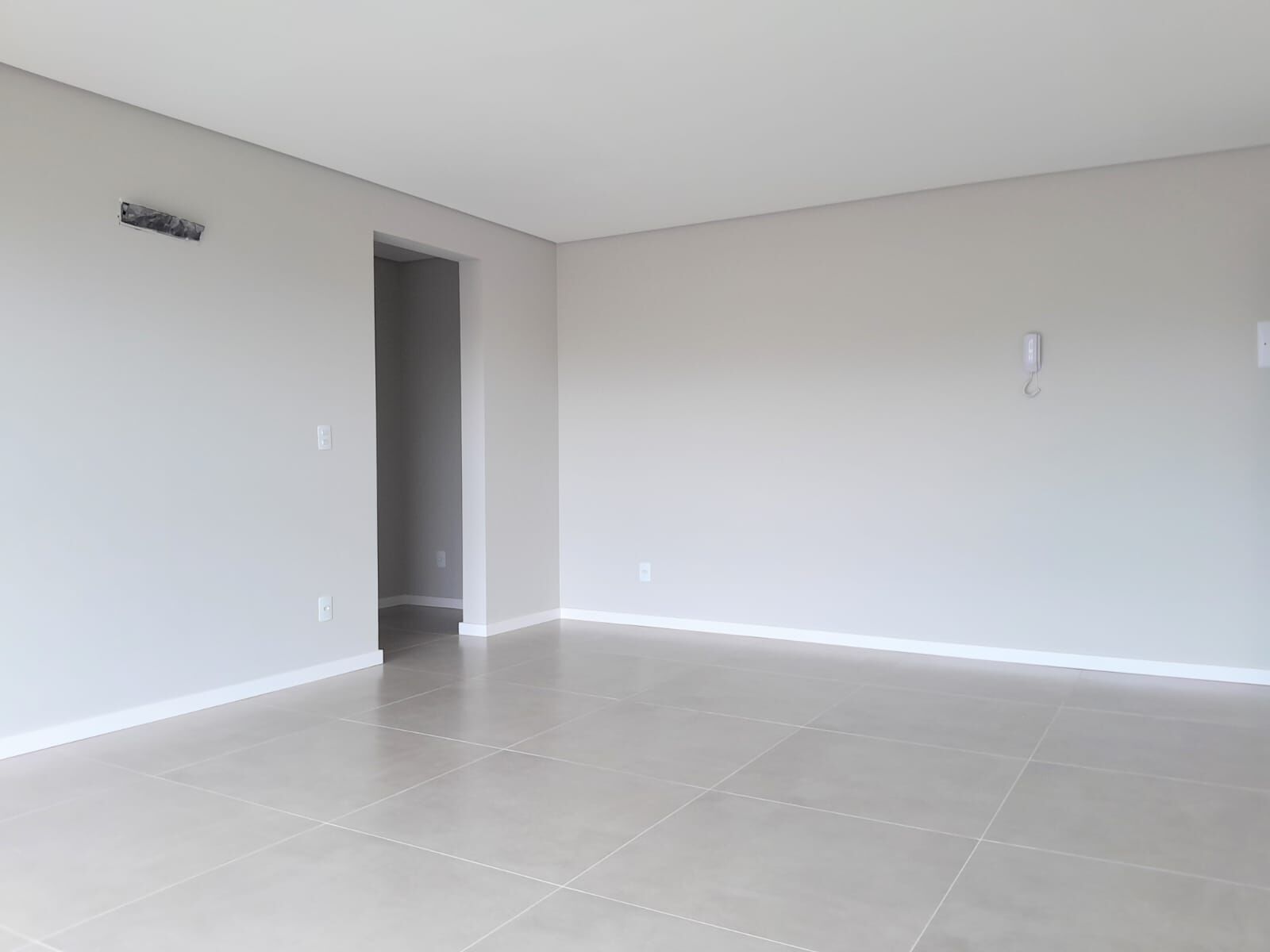 Apartamento à venda com 2 quartos, 68m² - Foto 10