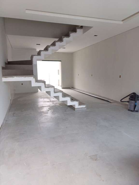 Sobrado à venda com 3 quartos, 113m² - Foto 3