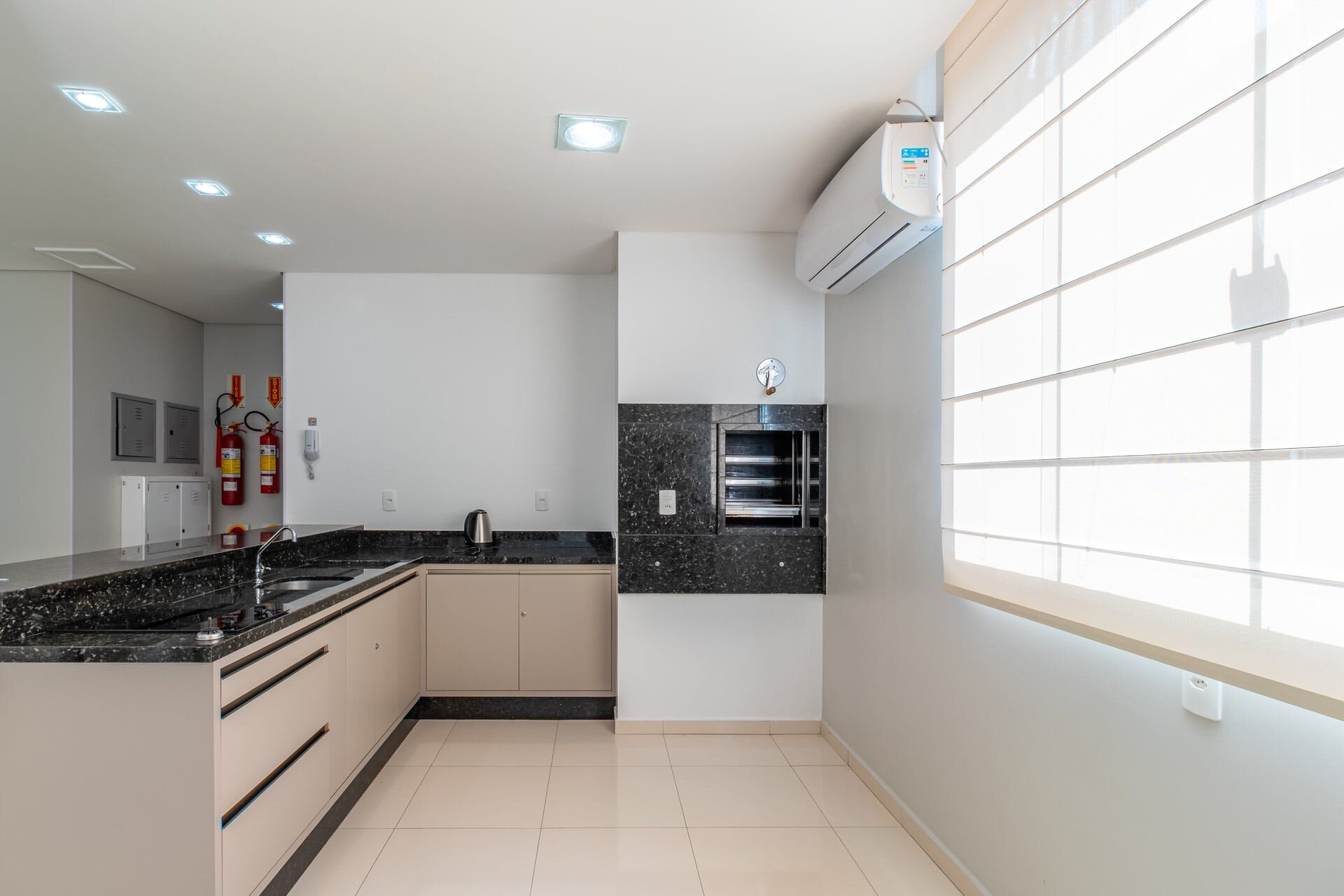 Apartamento à venda com 2 quartos, 51m² - Foto 3