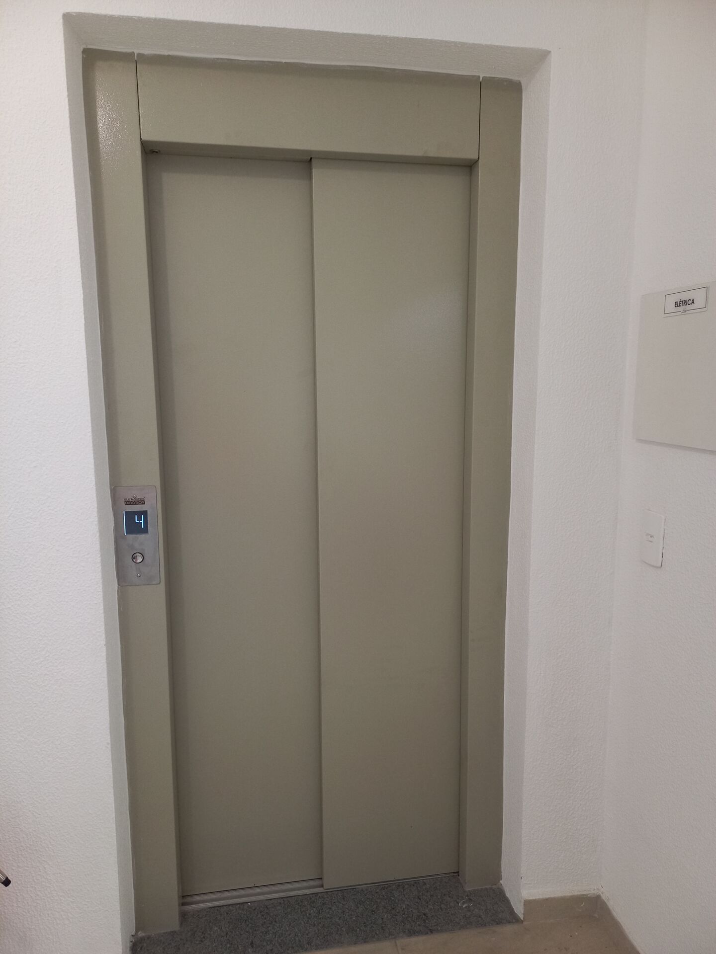 Apartamento à venda com 2 quartos, 45m² - Foto 7