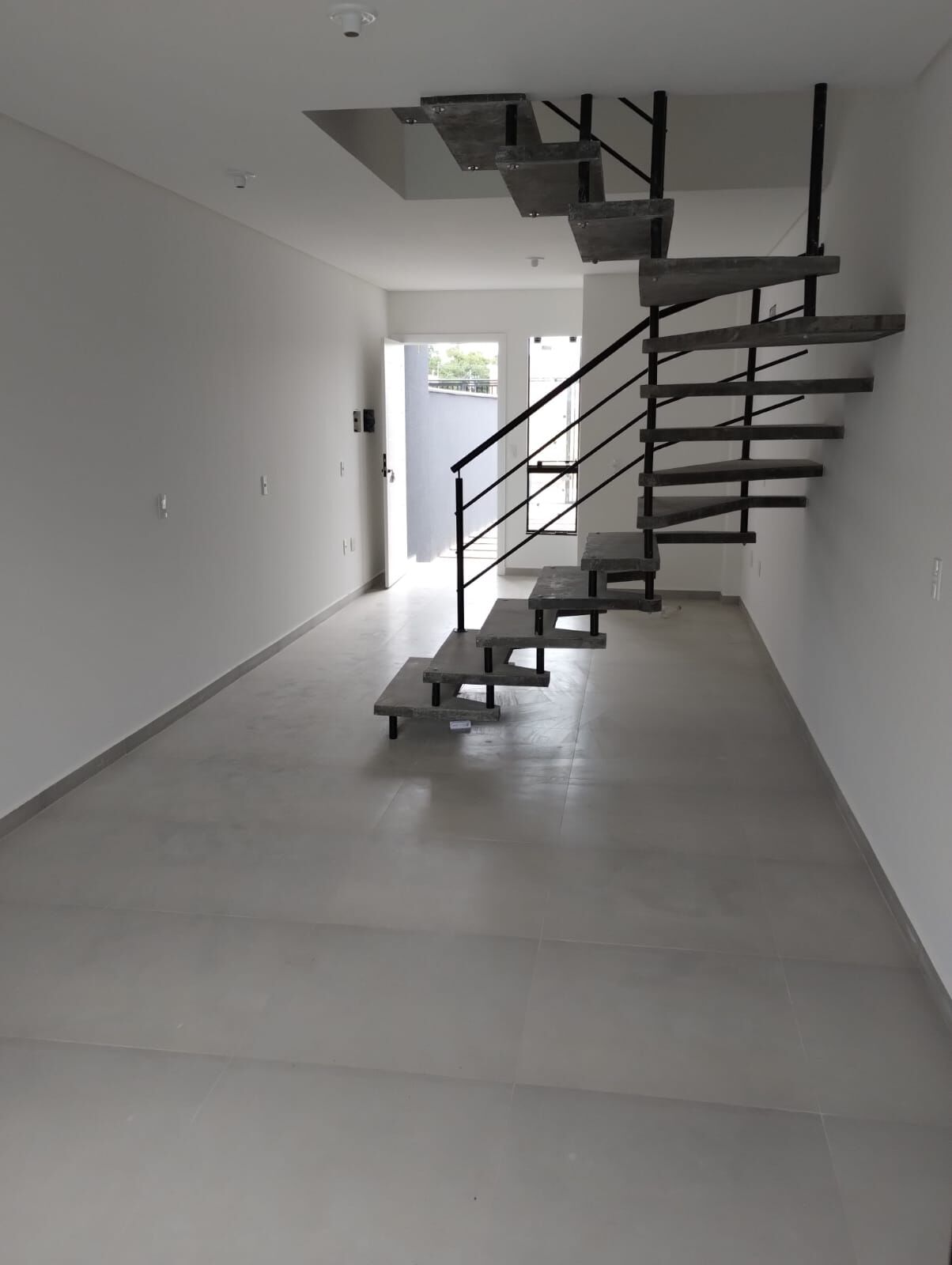 Sobrado à venda com 2 quartos, 79m² - Foto 4