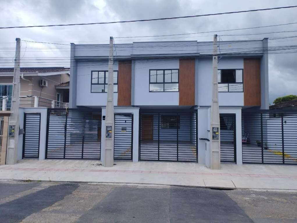 Sobrado à venda com 3 quartos, 108m² - Foto 1