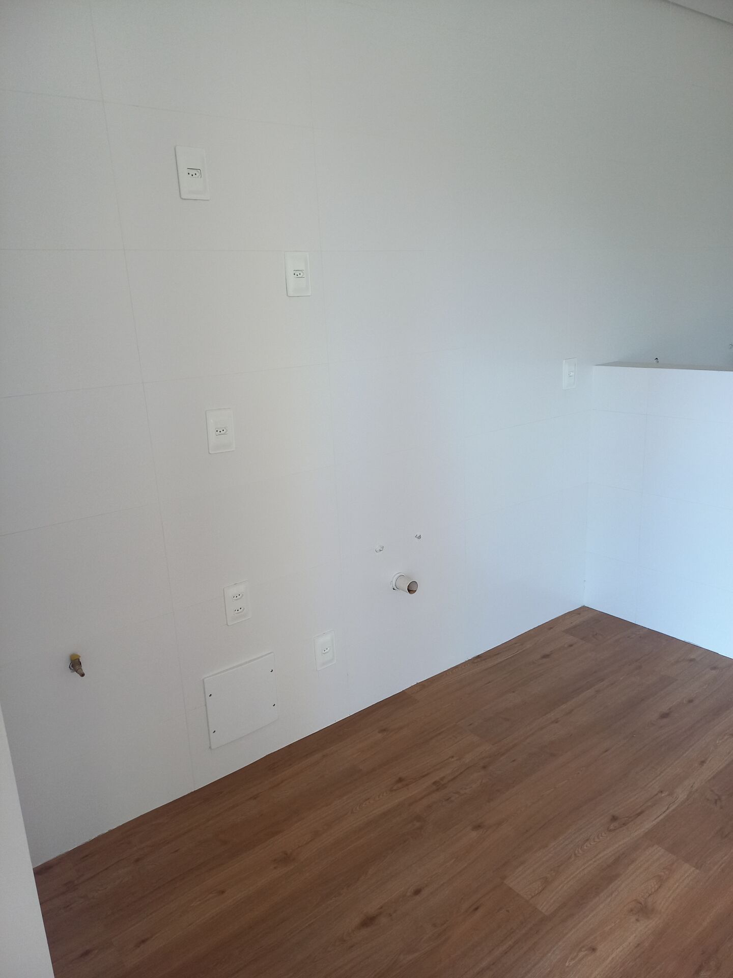 Apartamento à venda com 2 quartos, 67m² - Foto 10