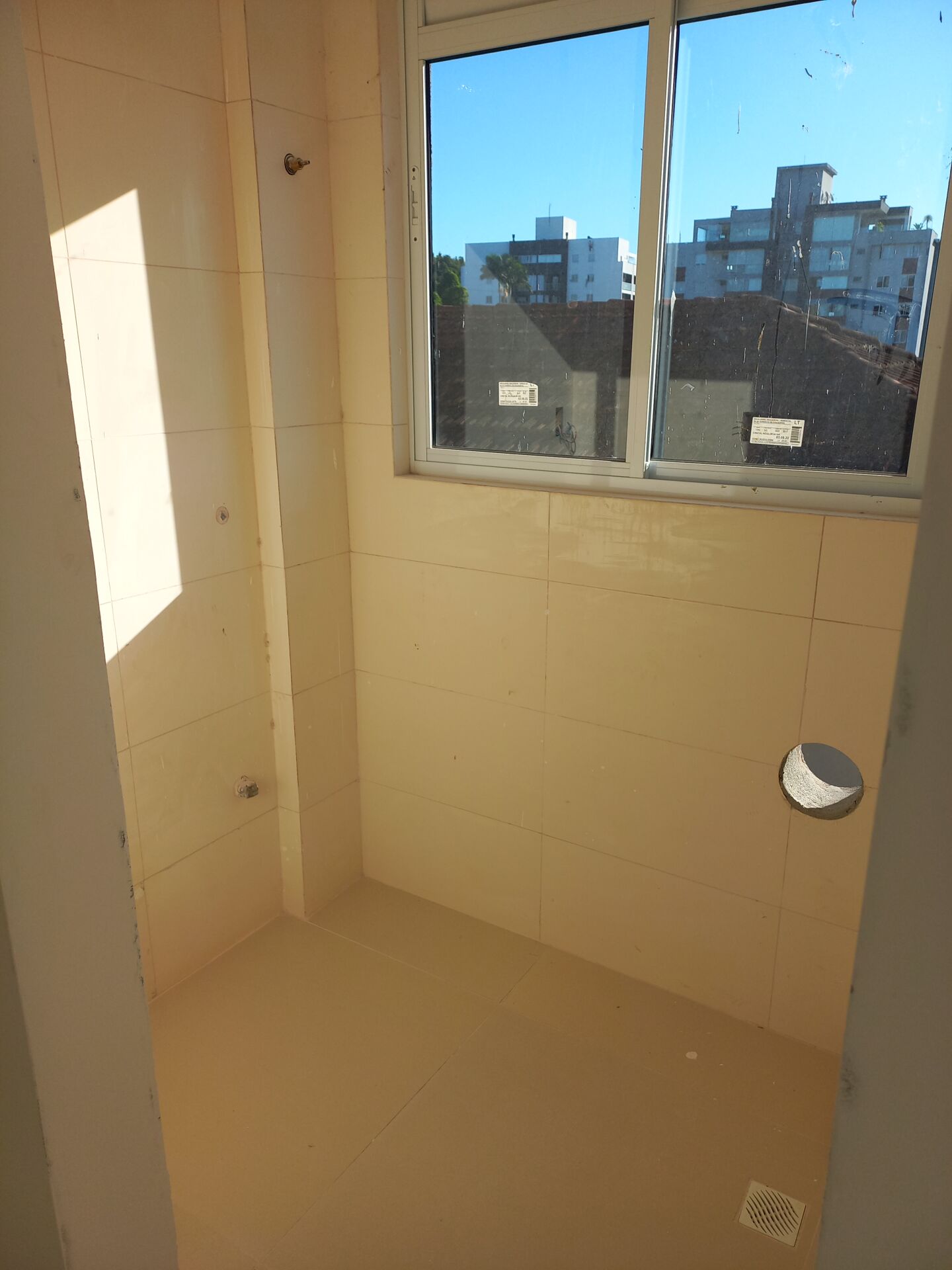 Apartamento à venda com 2 quartos, 64m² - Foto 4