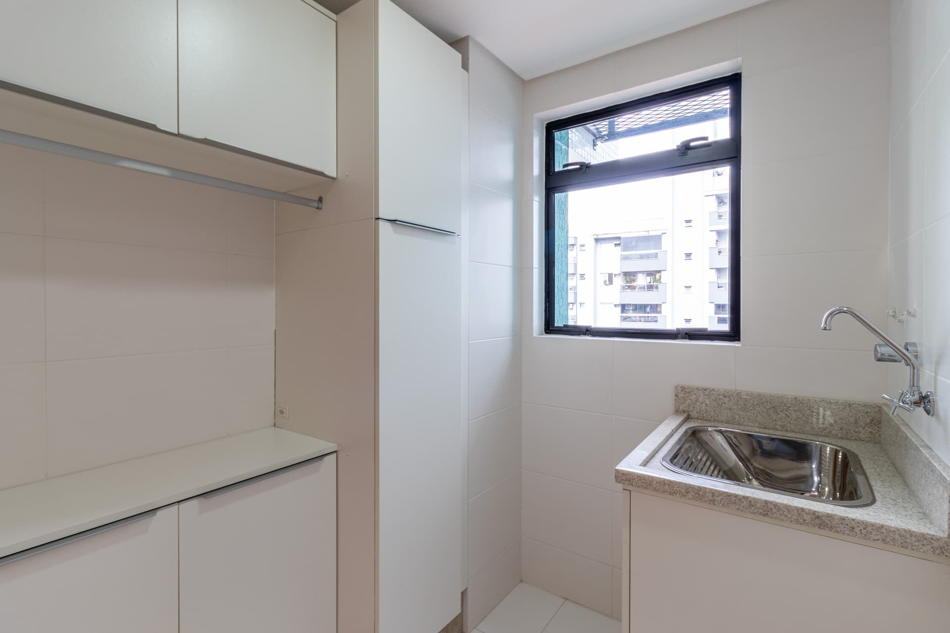 Apartamento à venda com 3 quartos, 94m² - Foto 10