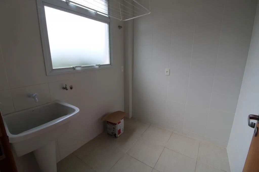 Apartamento à venda com 3 quartos, 90m² - Foto 9