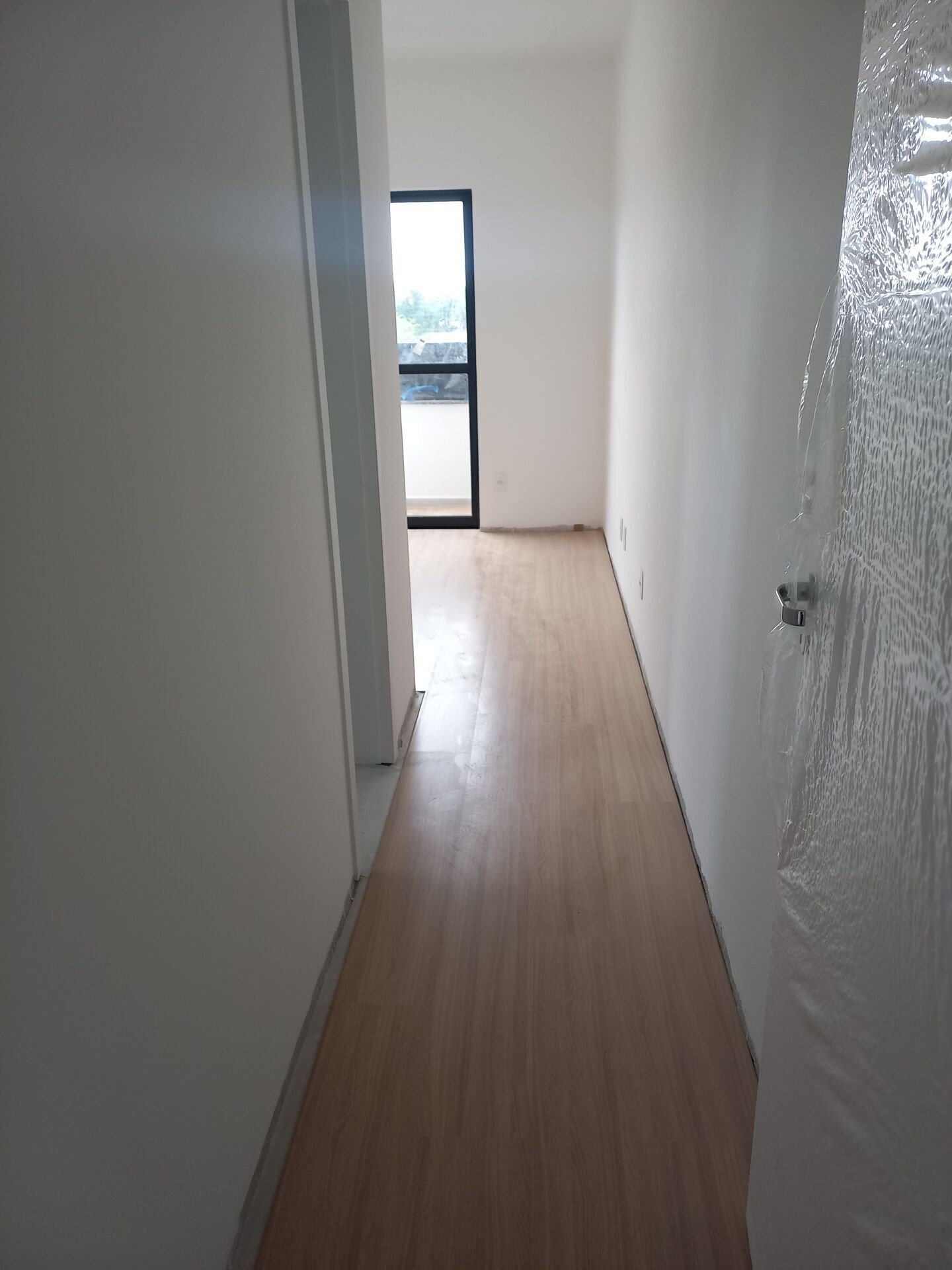 Apartamento à venda com 2 quartos, 64m² - Foto 12