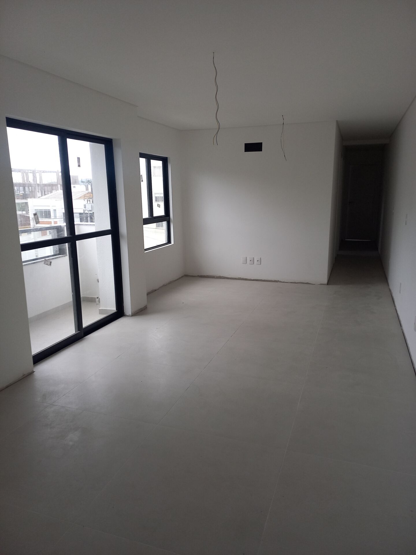 Apartamento à venda com 2 quartos, 64m² - Foto 6