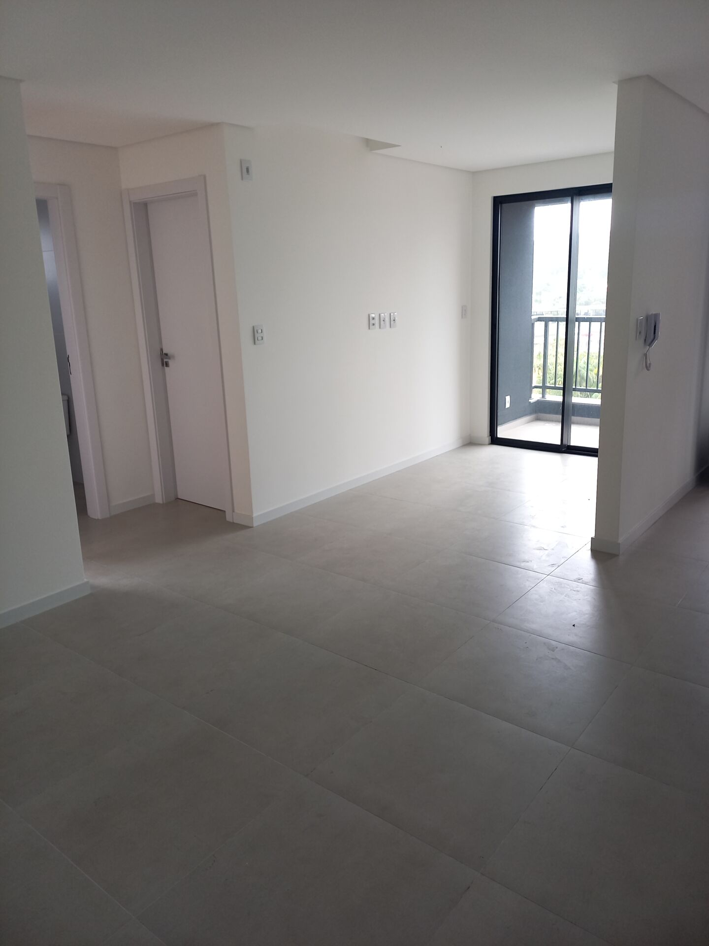 Apartamento à venda com 2 quartos, 63m² - Foto 8