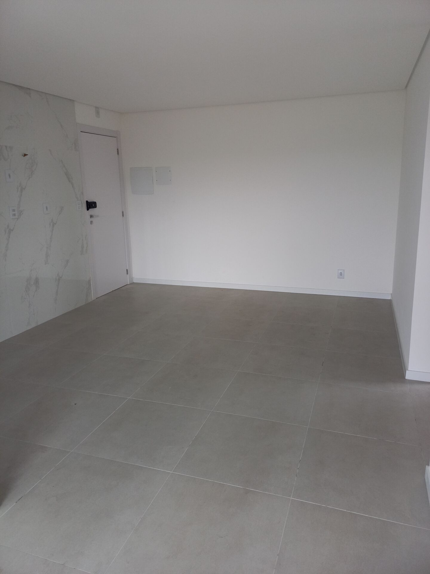 Apartamento à venda com 2 quartos, 63m² - Foto 9