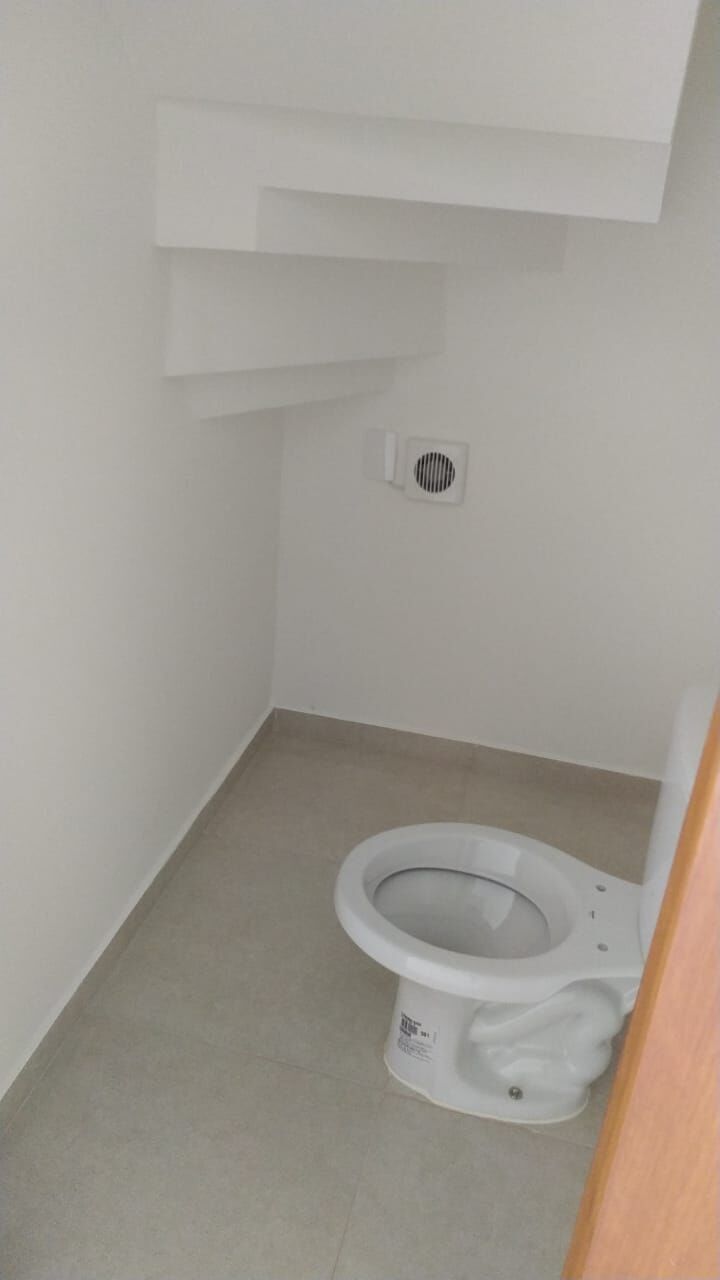 Sobrado à venda com 2 quartos, 64m² - Foto 3