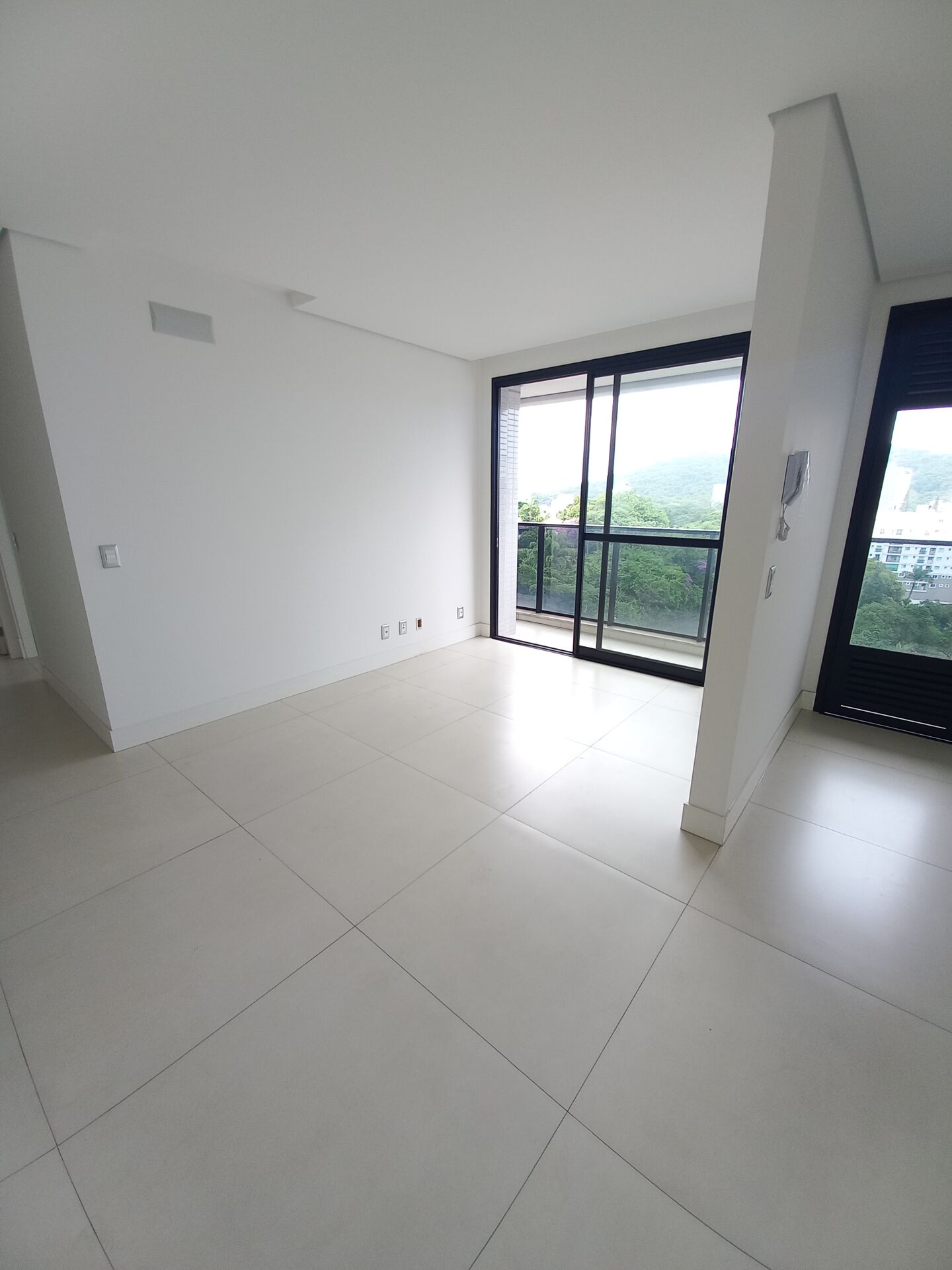 Apartamento à venda com 2 quartos, 80m² - Foto 8