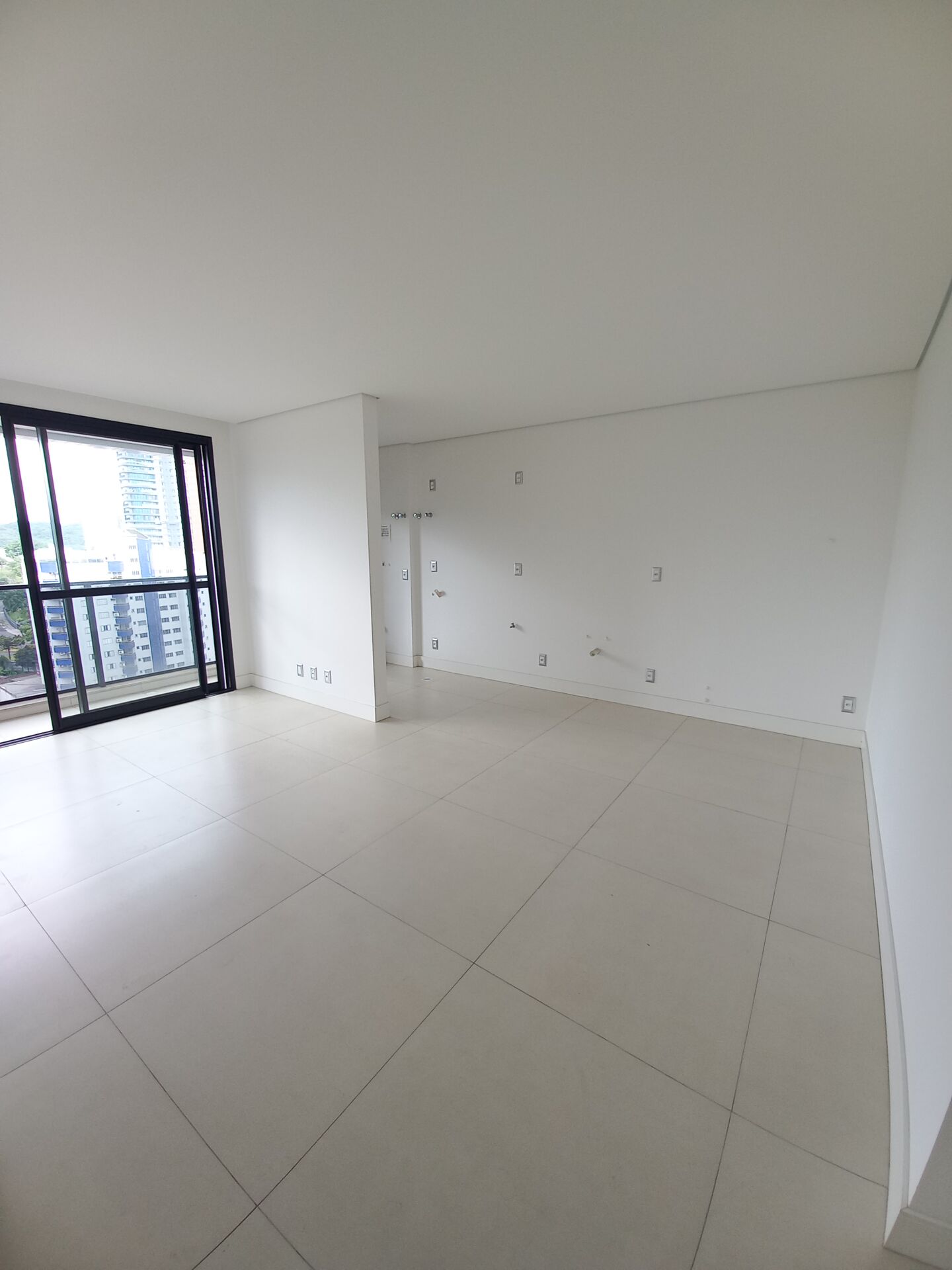 Apartamento à venda com 2 quartos, 80m² - Foto 7