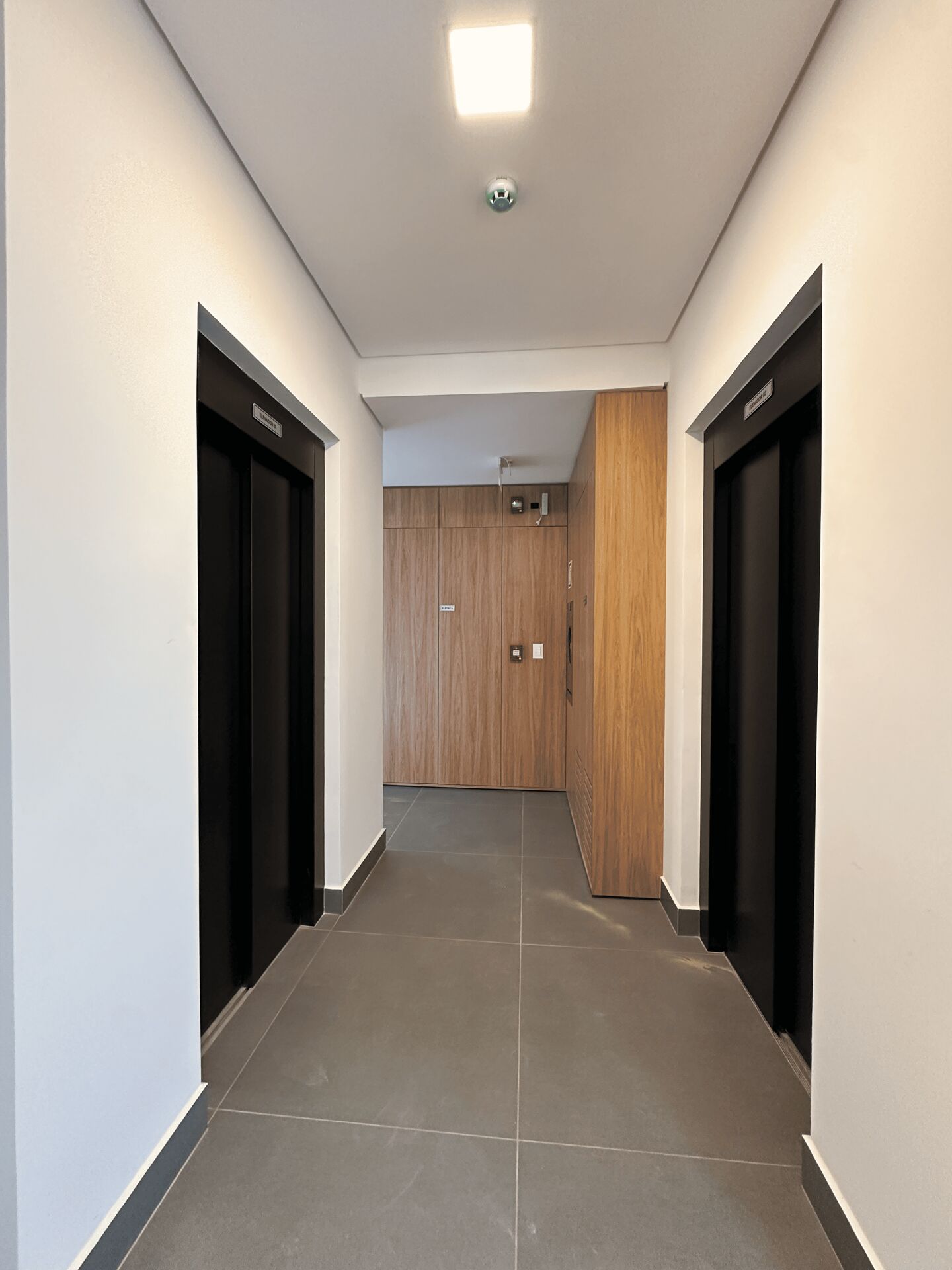 Apartamento à venda com 3 quartos, 126m² - Foto 9