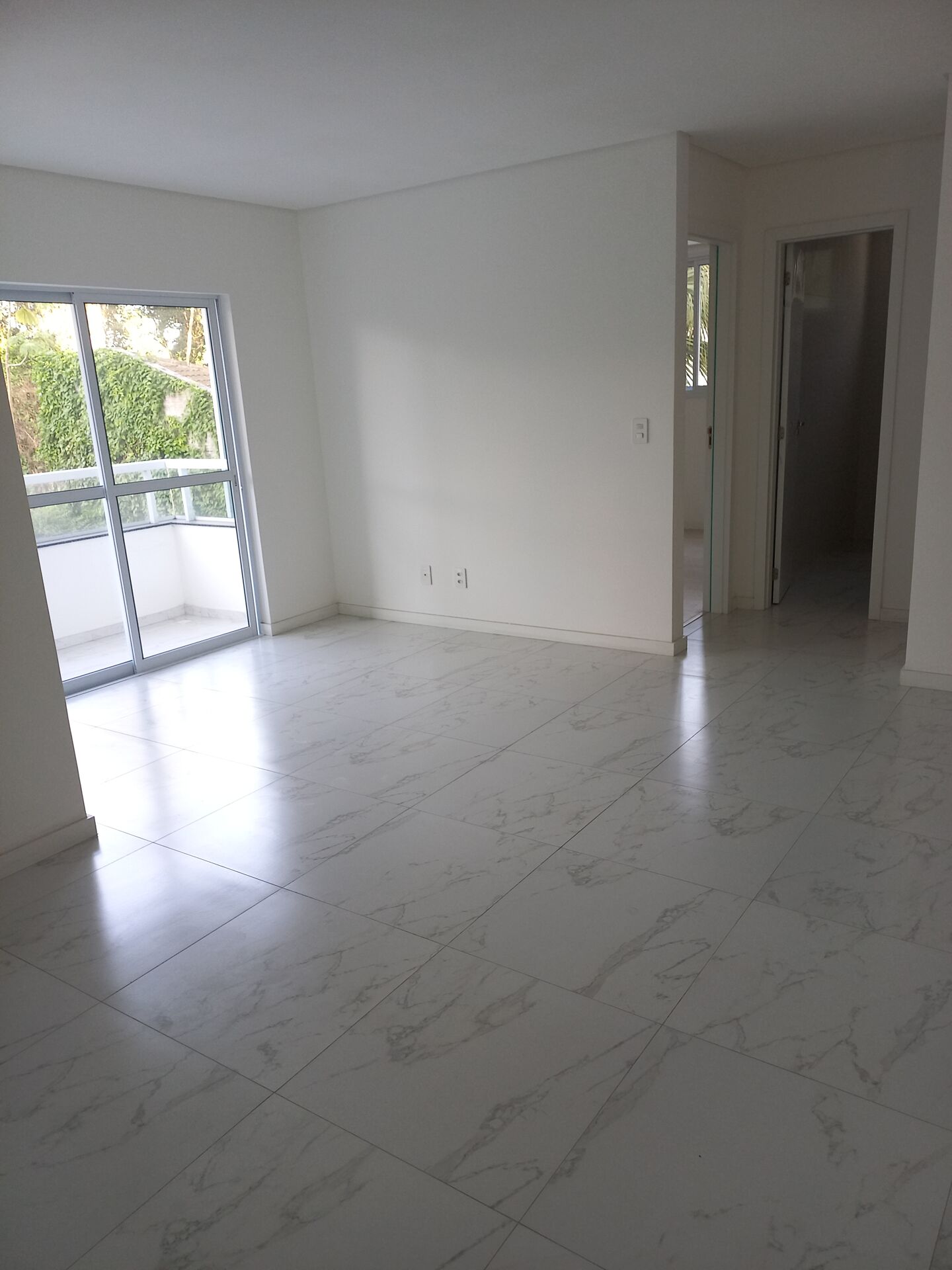 Apartamento à venda com 3 quartos, 86m² - Foto 8