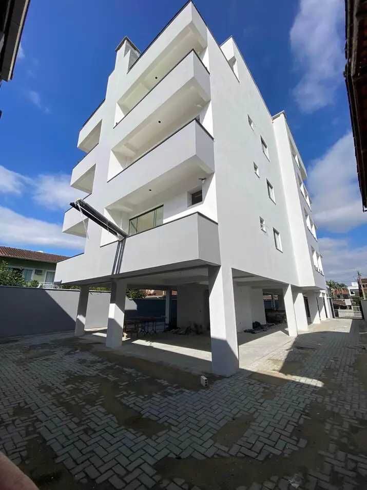 Apartamento à venda com 2 quartos, 71m² - Foto 2