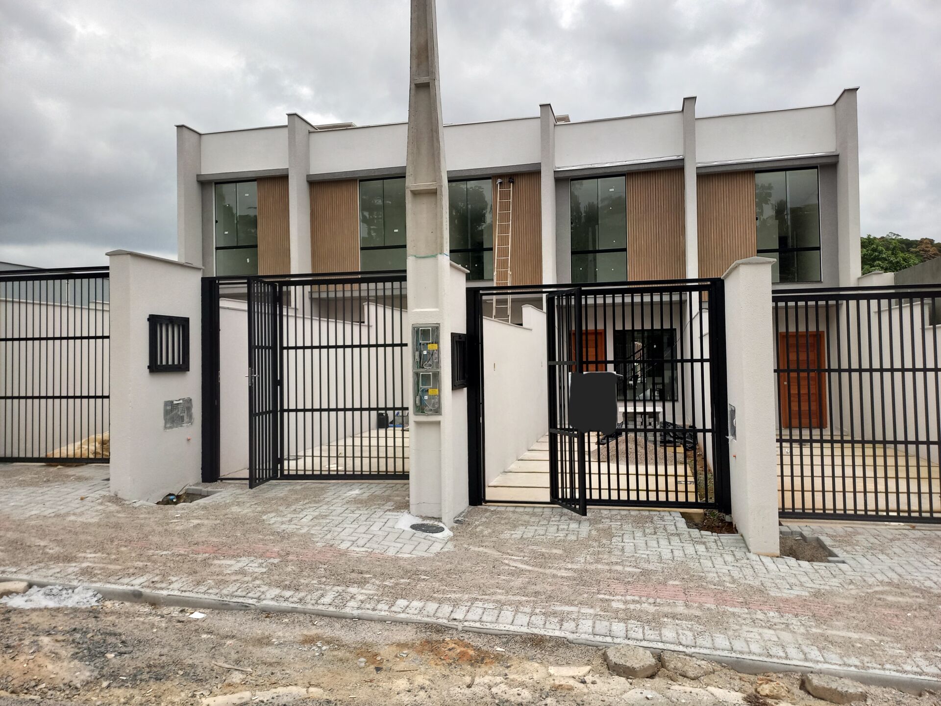 Sobrado à venda com 3 quartos, 80m² - Foto 1