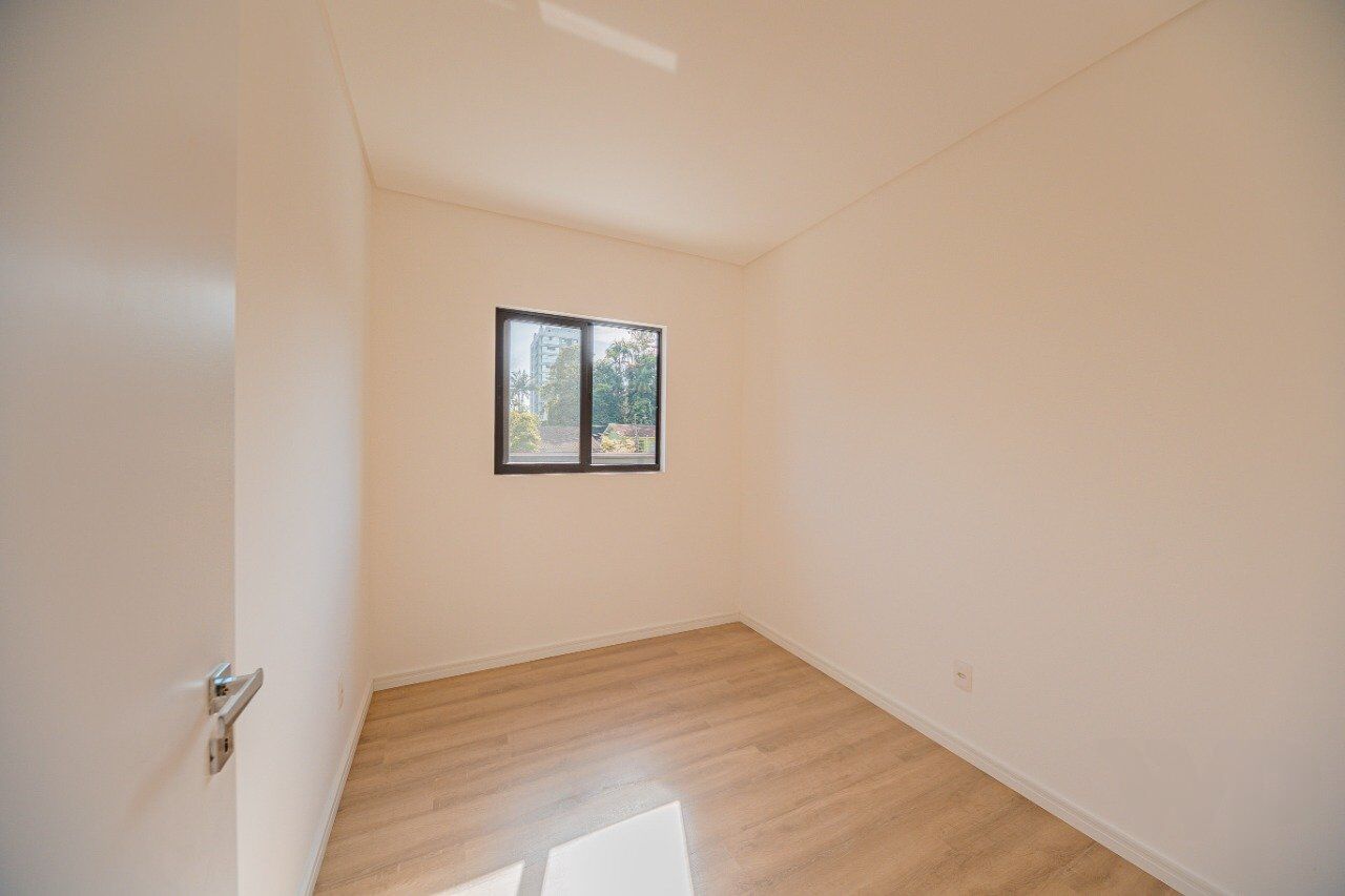 Apartamento à venda com 3 quartos, 159m² - Foto 12