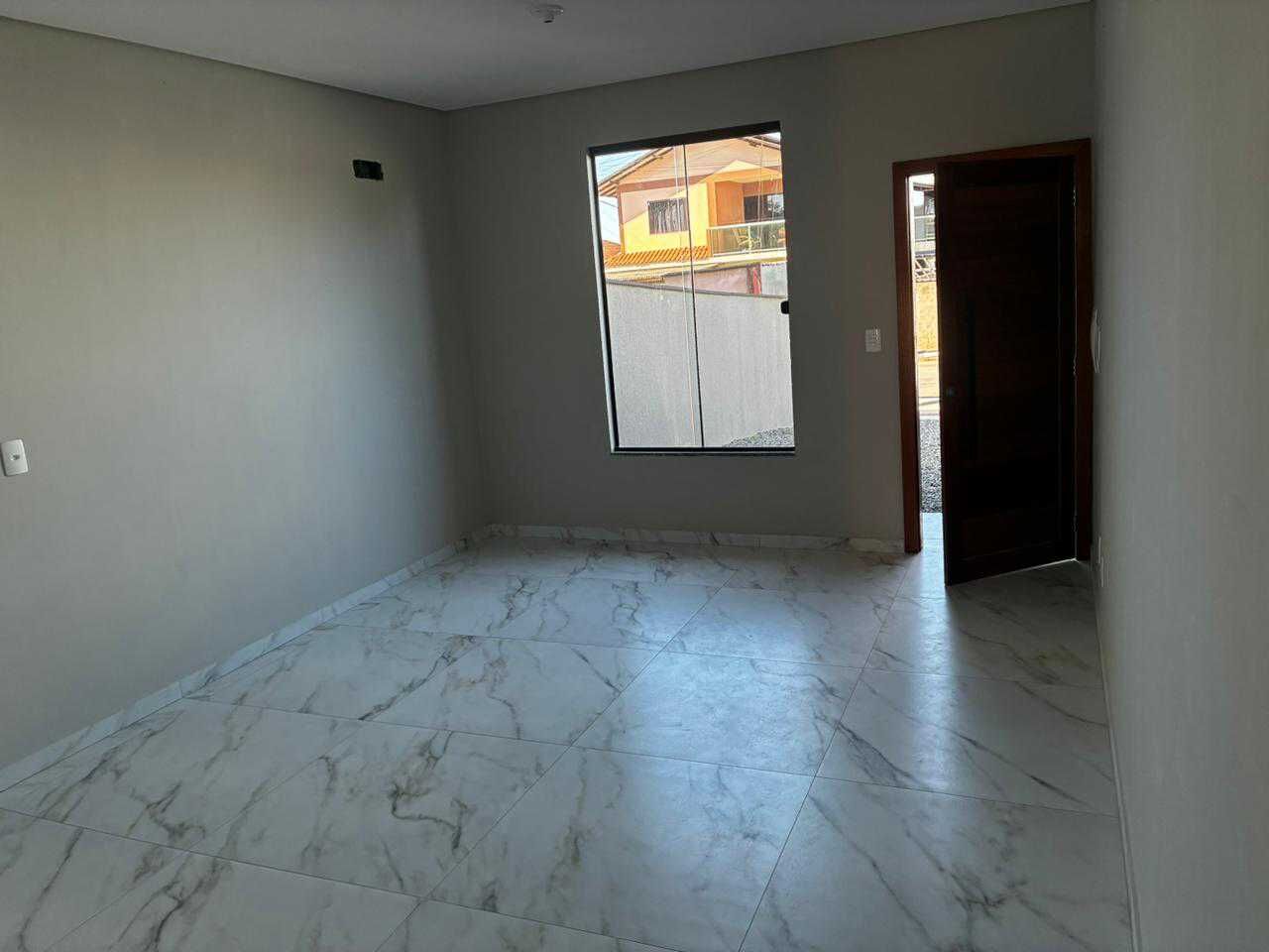 Sobrado à venda com 2 quartos, 52m² - Foto 2