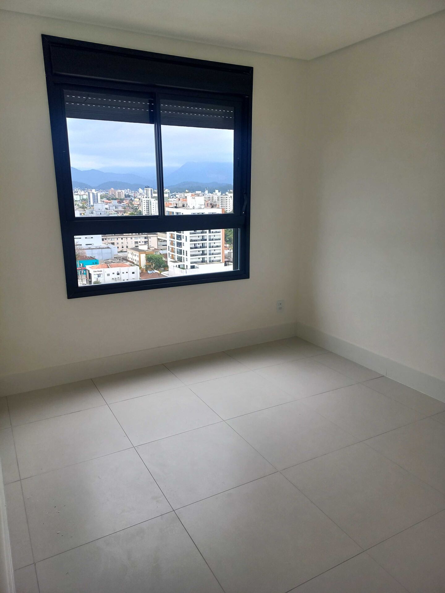 Apartamento à venda com 2 quartos, 75m² - Foto 16