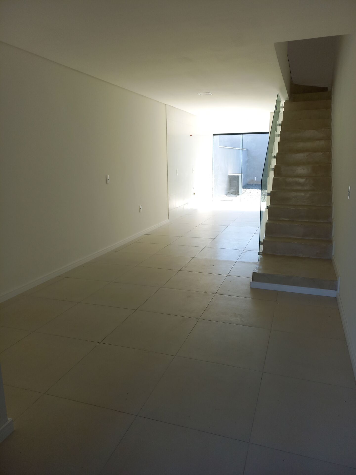 Sobrado à venda com 2 quartos, 85m² - Foto 3