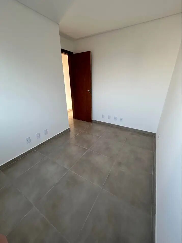 Apartamento à venda com 2 quartos, 50m² - Foto 7