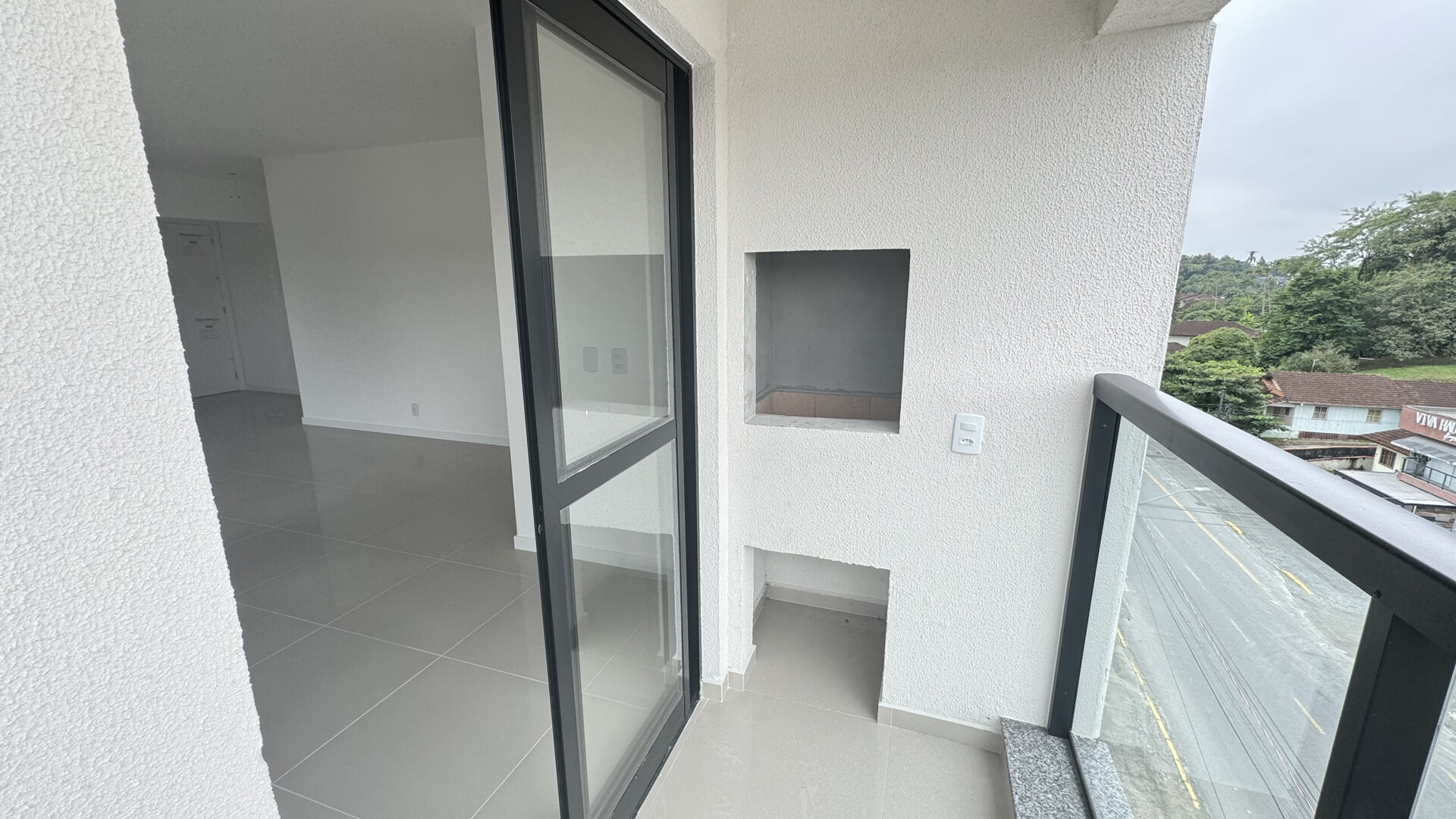 Apartamento à venda com 3 quartos, 75m² - Foto 11