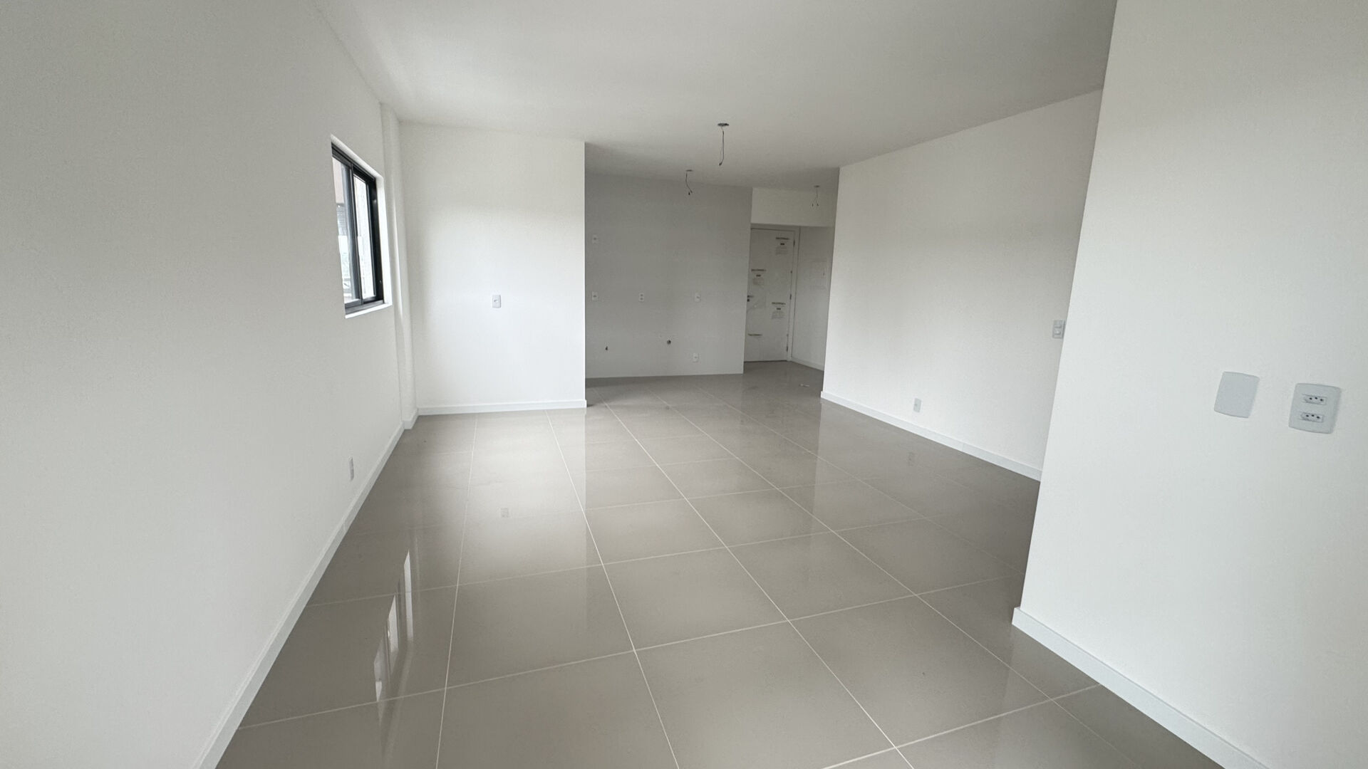 Apartamento à venda com 3 quartos, 75m² - Foto 10