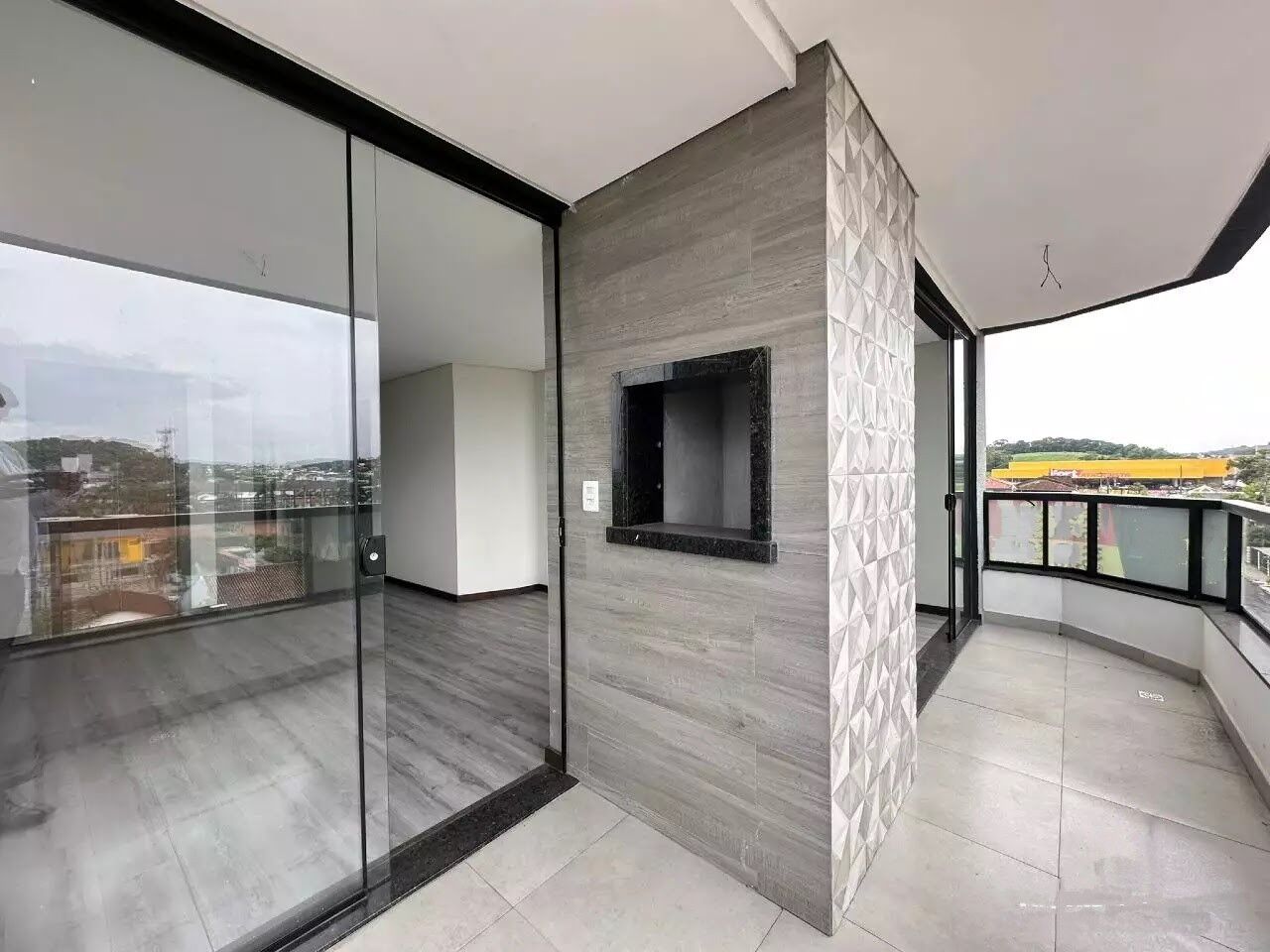 Apartamento à venda com 3 quartos, 110m² - Foto 6