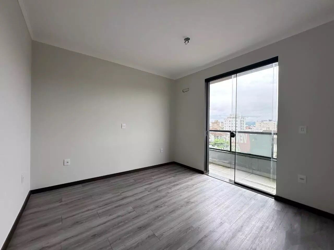 Apartamento à venda com 3 quartos, 110m² - Foto 12