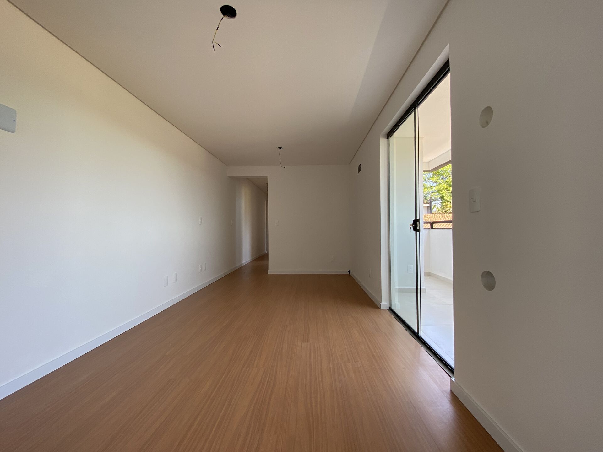 Apartamento à venda com 2 quartos, 63m² - Foto 3