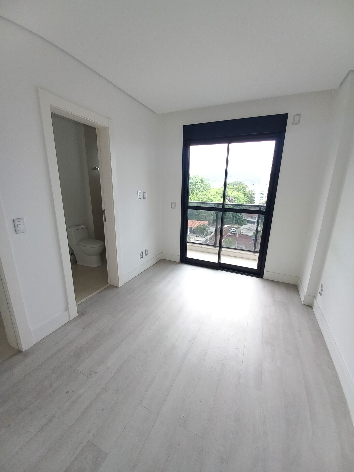 Apartamento à venda com 3 quartos, 122m² - Foto 11