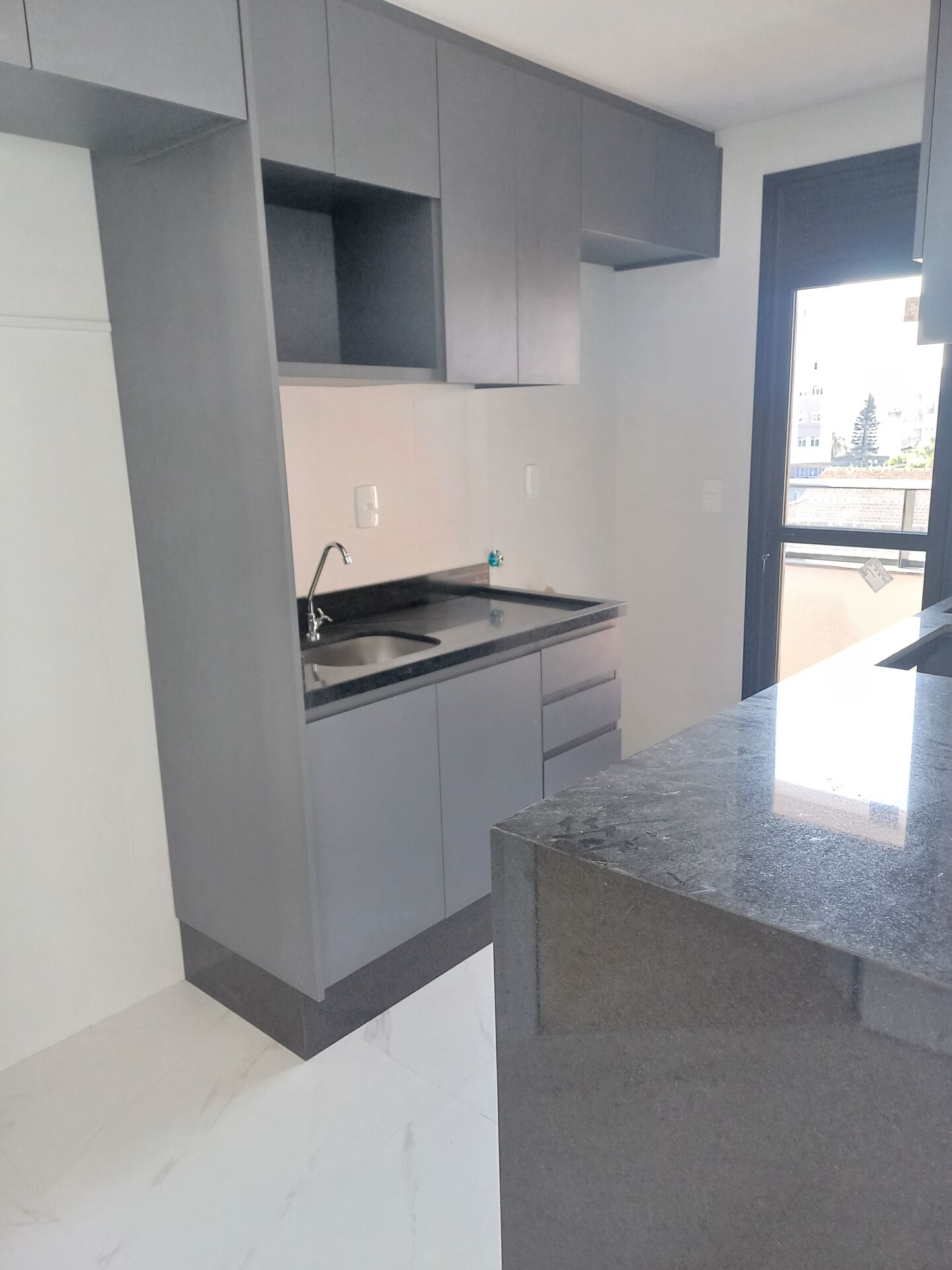 Apartamento à venda com 2 quartos, 62m² - Foto 4