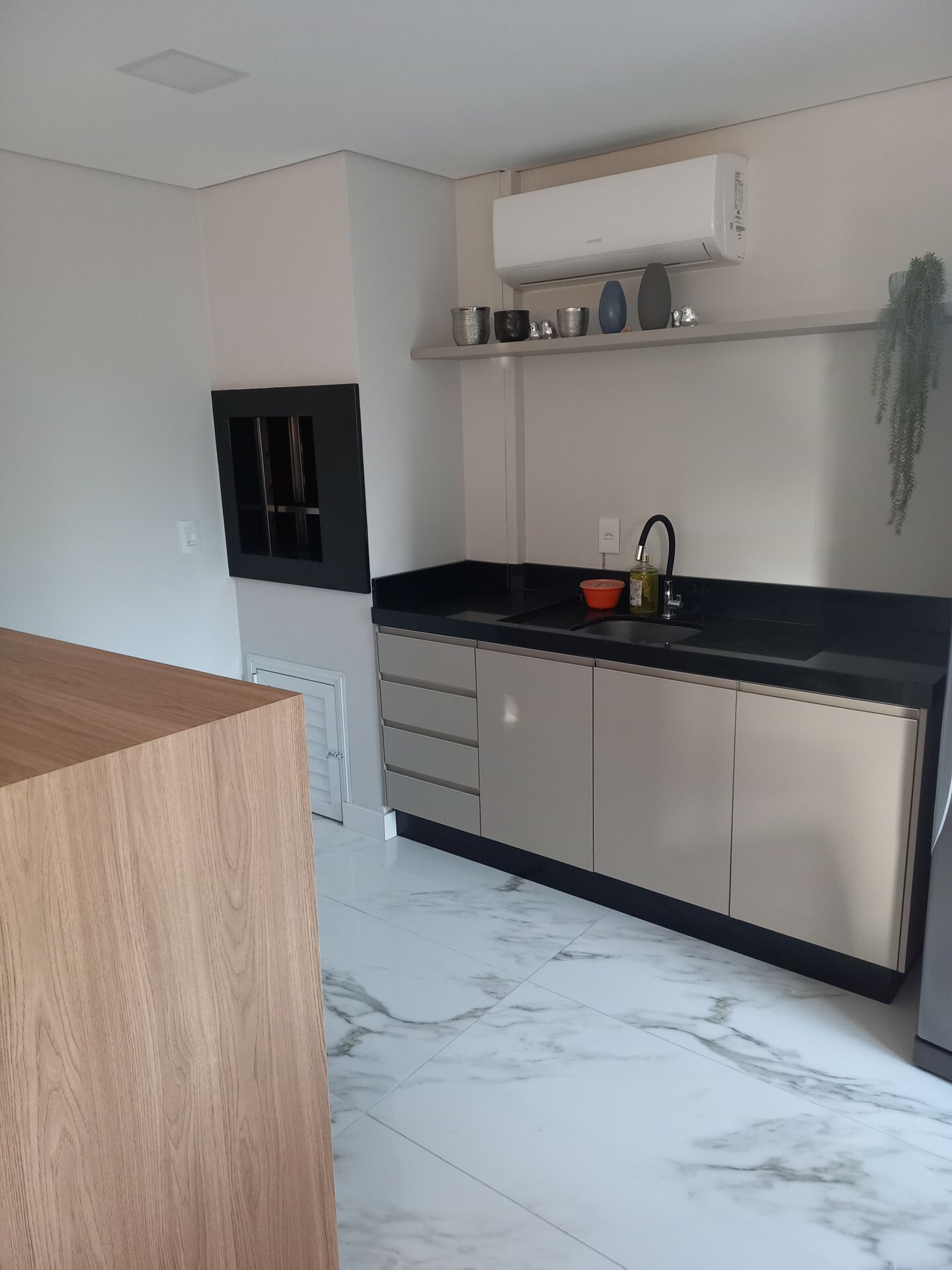 Apartamento à venda com 3 quartos, 100m² - Foto 4