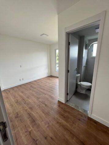 Apartamento à venda com 2 quartos, 70m² - Foto 13