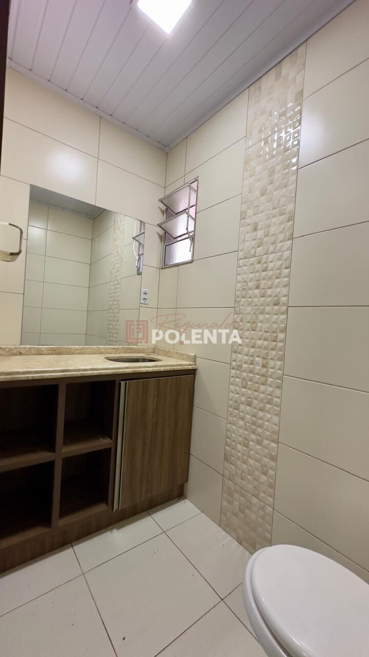 Casa para alugar com 3 quartos, 225m² - Foto 15