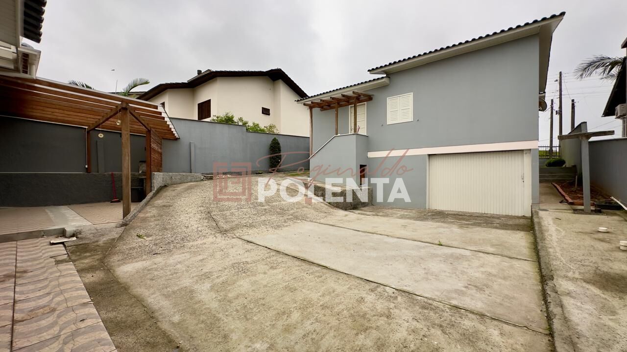 Casa para alugar com 3 quartos, 225m² - Foto 28