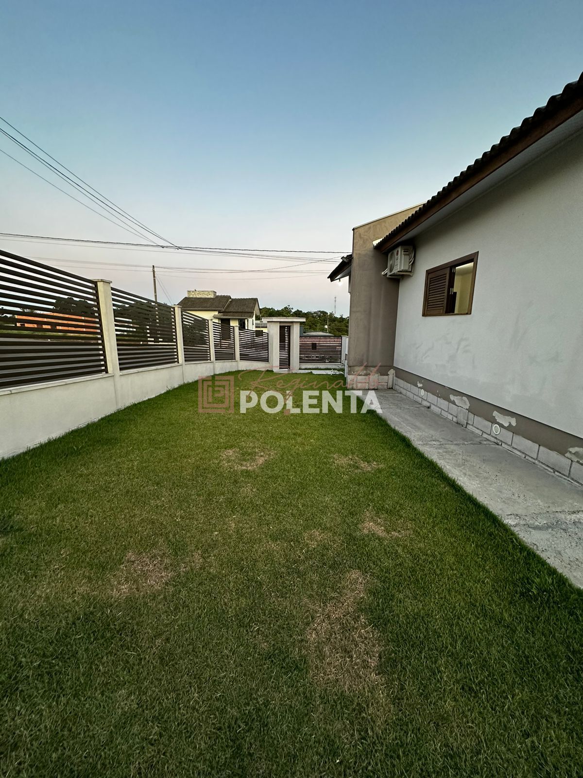 Casa à venda com 2 quartos, 69m² - Foto 13