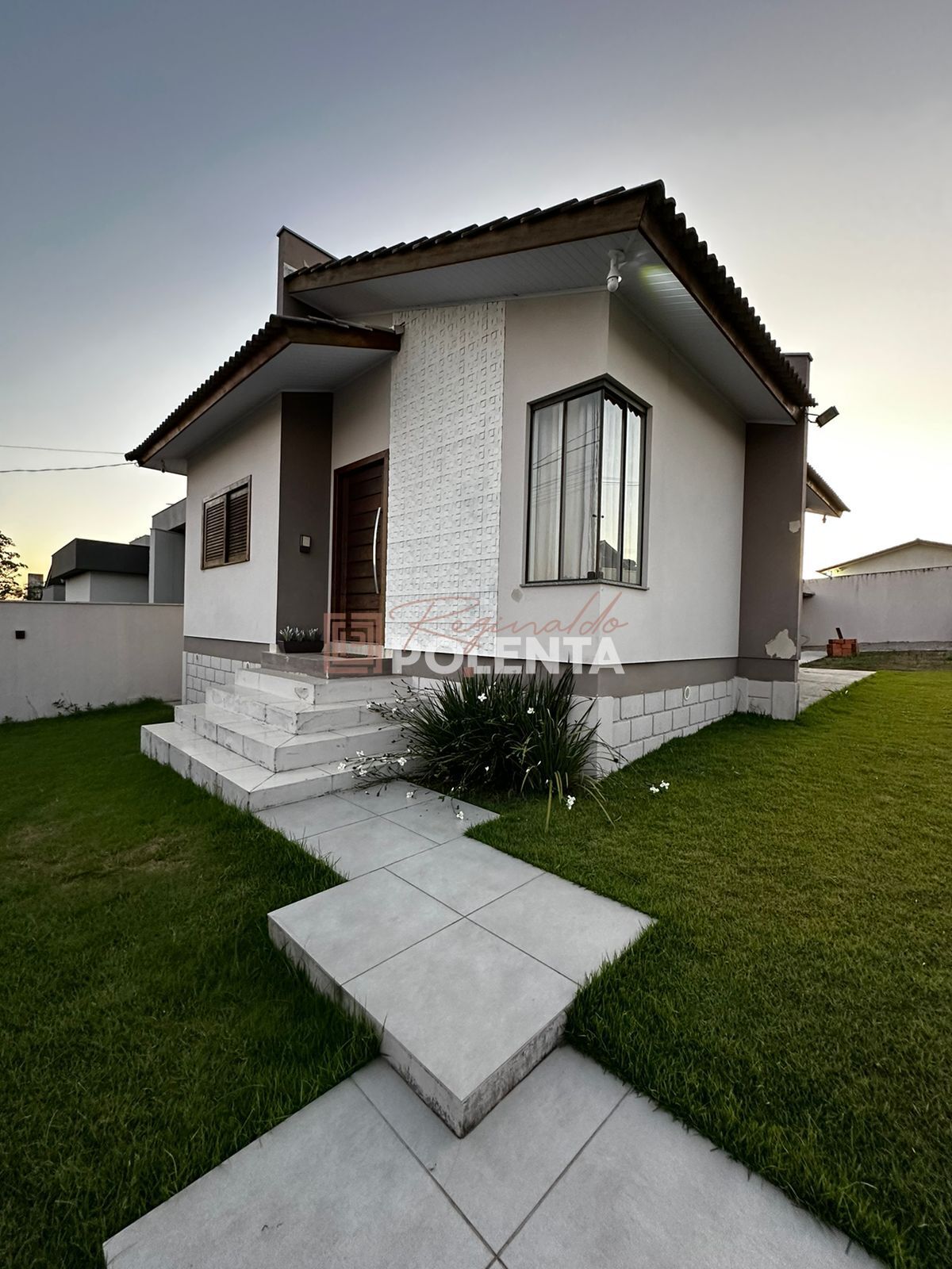 Casa à venda com 2 quartos, 69m² - Foto 10