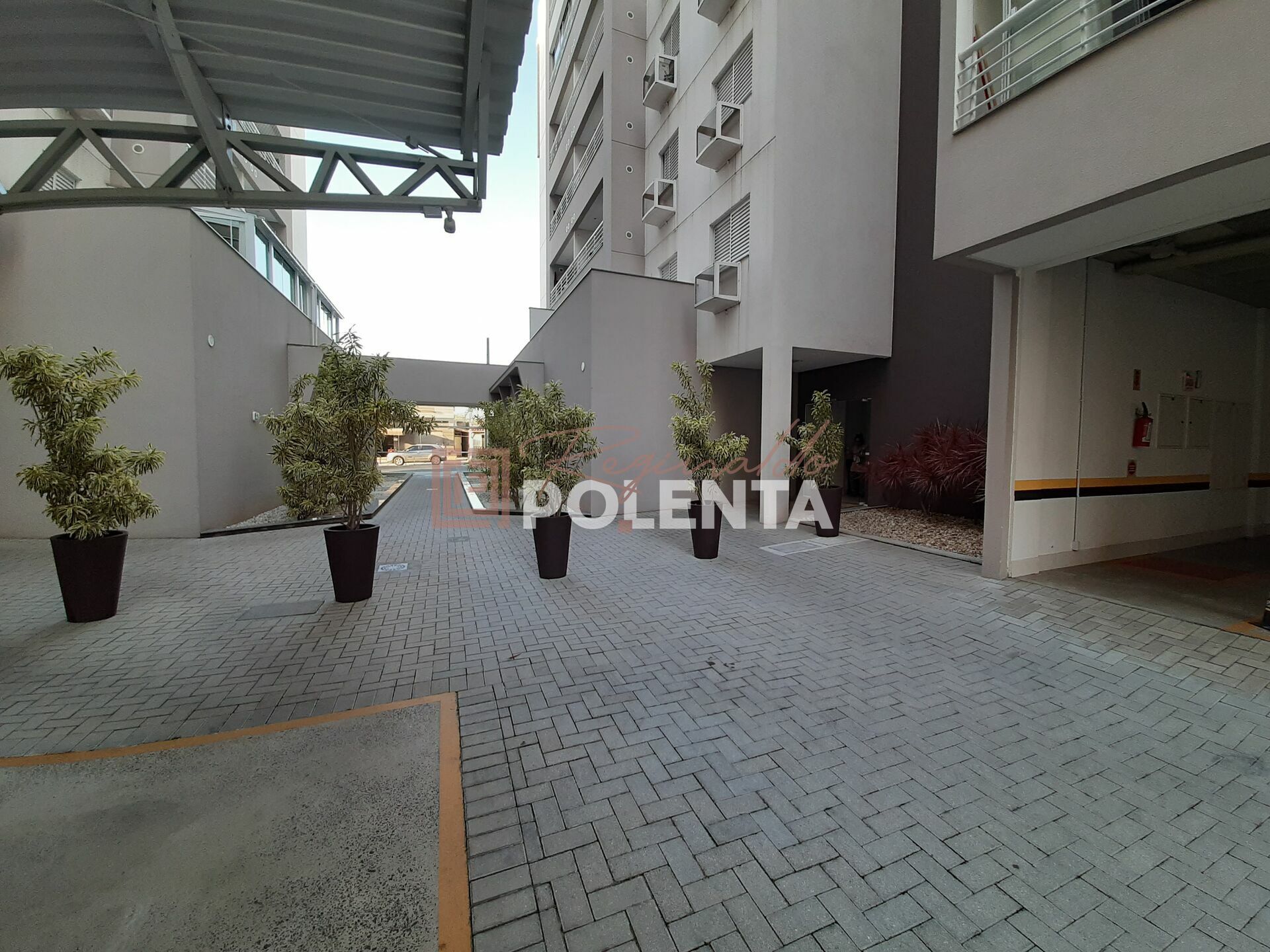 Apartamento à venda com 3 quartos, 74m² - Foto 11