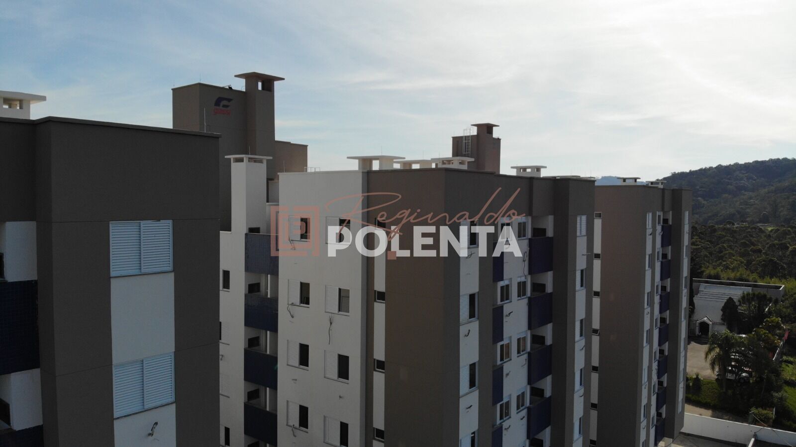 Apartamento à venda com 2 quartos, 74m² - Foto 4