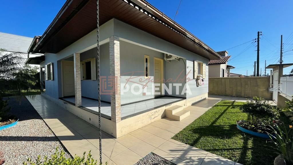 Casa à venda com 3 quartos, 174m² - Foto 1