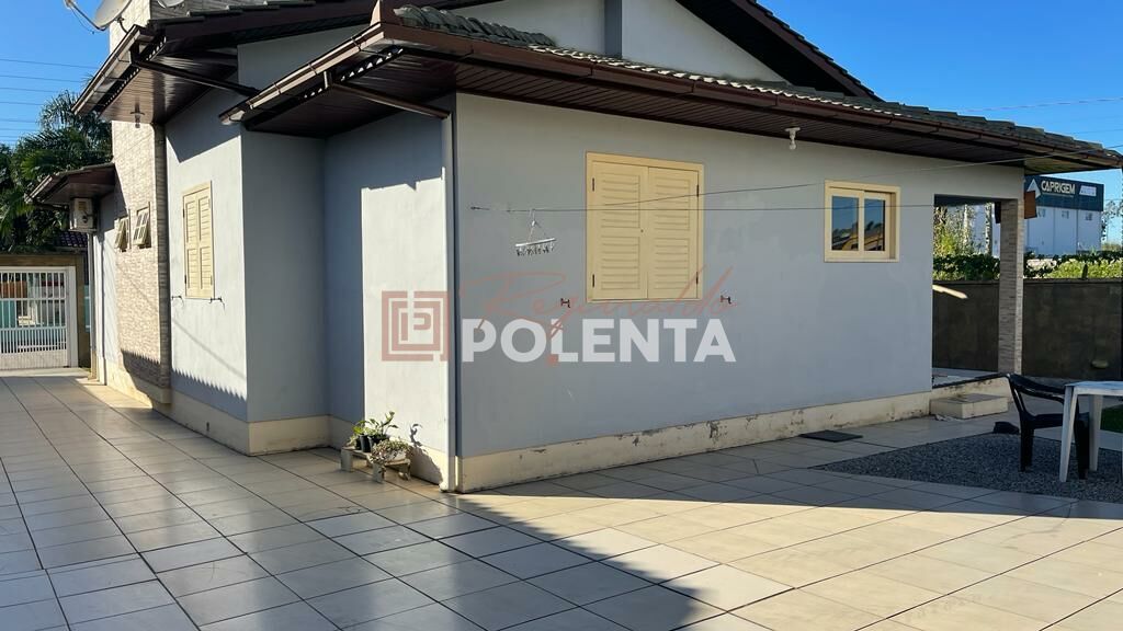 Casa à venda com 3 quartos, 174m² - Foto 3