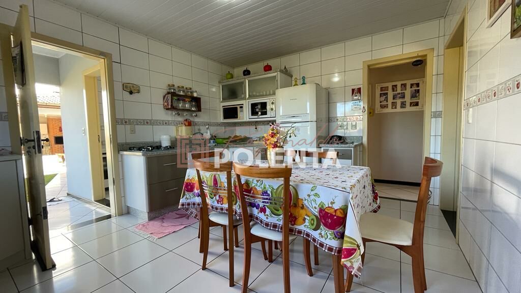 Casa à venda com 3 quartos, 174m² - Foto 5