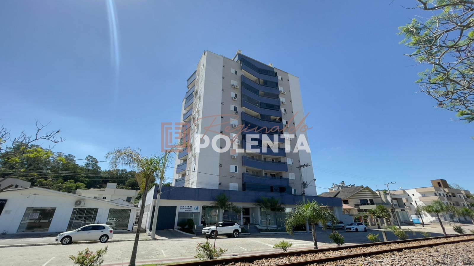 Apartamento à venda com 2 quartos, 69m² - Foto 3