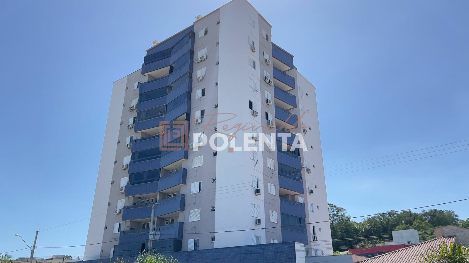 Apartamento à venda com 2 quartos, 69m² - Foto 2